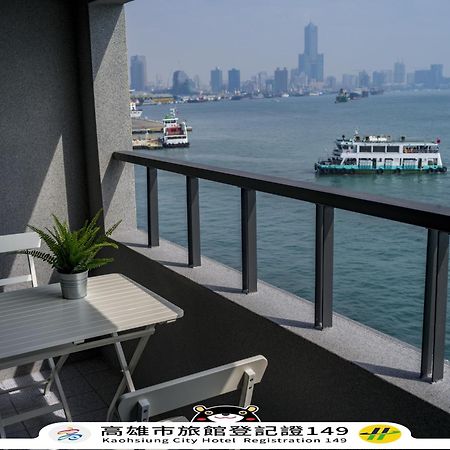 Watermark Hotel-The Harbour Kaohsiung Exterior foto